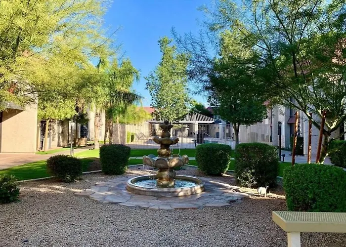 Upgraded Condo Close To All The Tempe Action