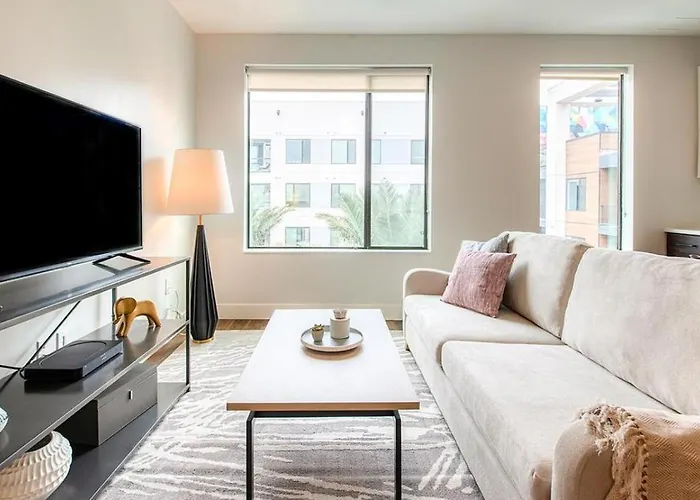 Landing Modern Apartment With Amazing Amenities