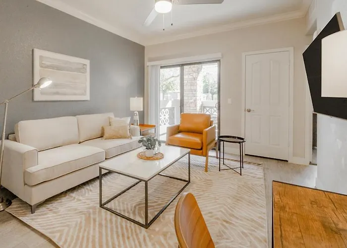 Landing Modern Apartment With Amazing Amenities