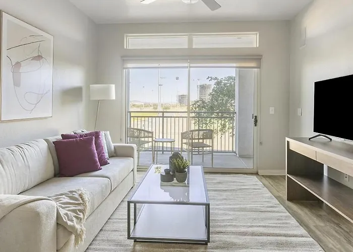 Landing Modern Apartment With Amazing Amenities