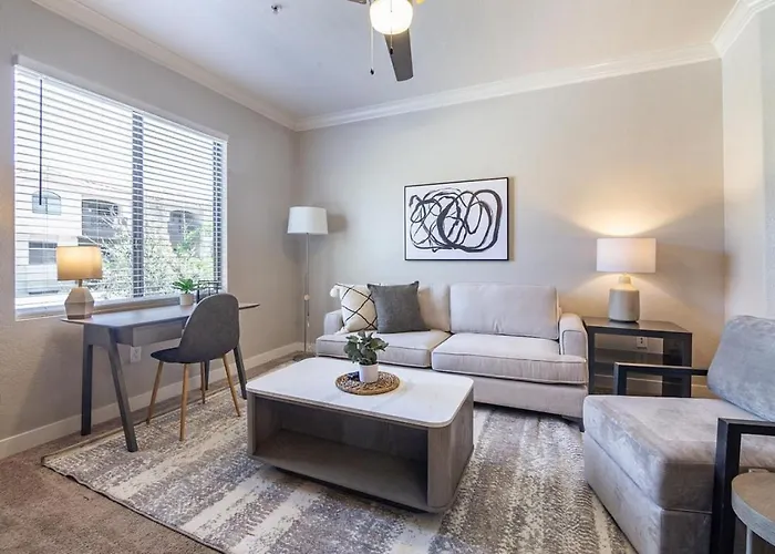 Landing Modern Apartment With Amazing Amenities