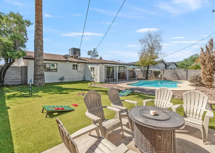 New Modern Tempe Home With Pool 4Bd 2Ba