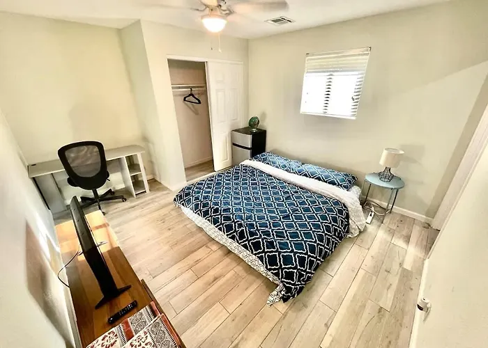 Unity House - Suite 4 In Shared Home