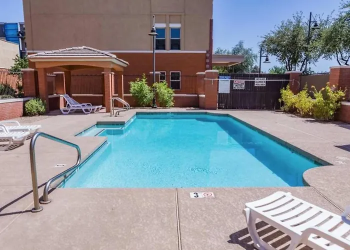 Luxury Tempe Rental Walk To Downtown