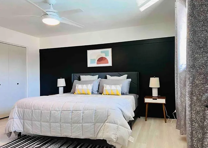 Stylish Home In The Heart Of Tempe W/ Private Pool