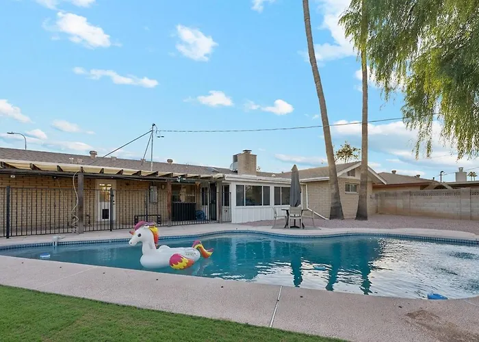 Fully Renovated Home With Pool