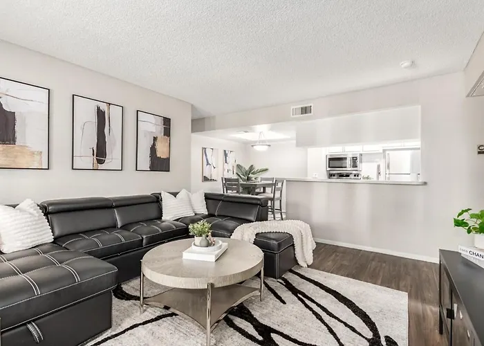 Modern, Comfy Home Near Asu & Phx Airport