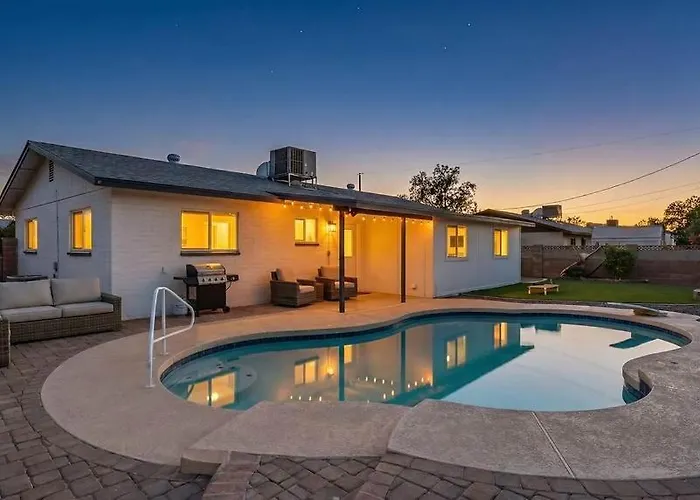 Tempe Retreat With Pool Hidden Room