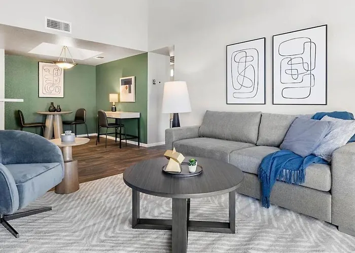Landing Modern Apartment With Amazing Amenities