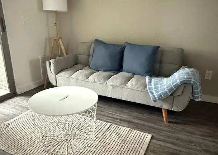 Ten Minutes Walk From Asu - Washer/Dryer In Unit