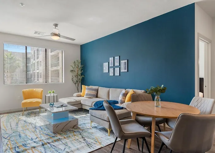 Tempe Oasis Apartments Near Asu & Downtown With Pool, Gym, Parking & Hot Tub